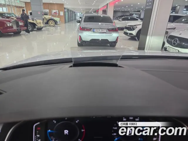 Volkswagen Tiguan — Фото автомобиля 8