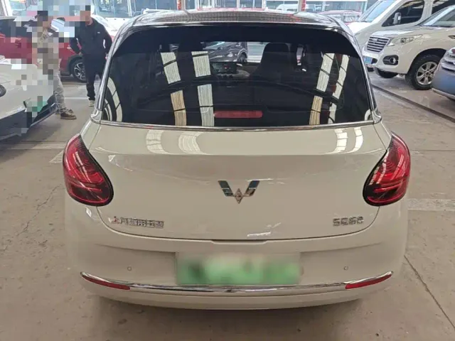 Wuling Bingo — Фото автомобиля 5
