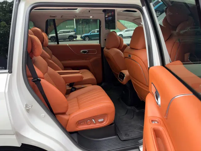 GAC Trumpchi Xiangwang S9 — Фото автомобиля 11