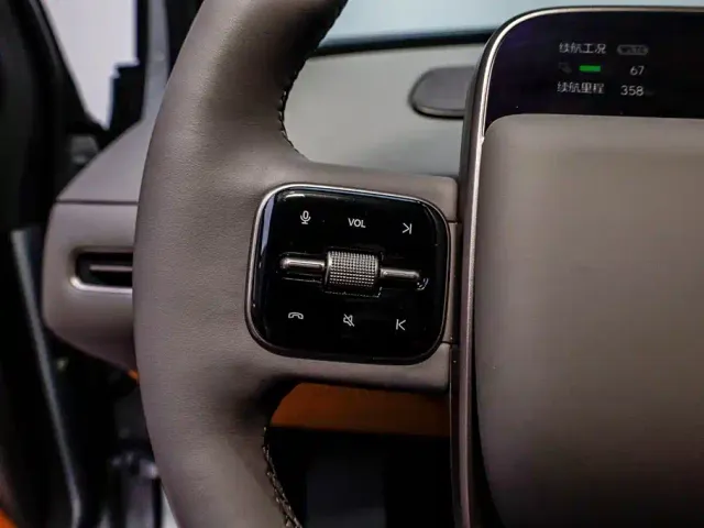 Li Auto i6 — Фото автомобиля 15