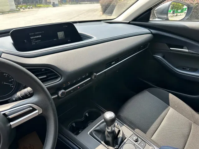 Mazda CX-30 — Фото автомобиля 12