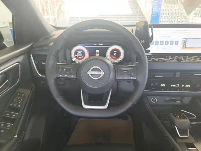 Nissan Qashqai — Фото автомобиля 10