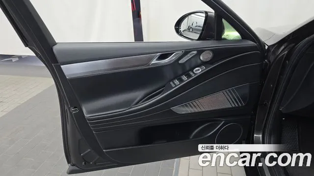 Genesis G80 RG3 — Фото автомобиля 13