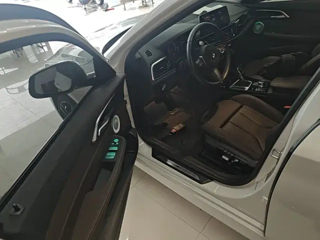 BMW 1 Series — Фото автомобиля 15