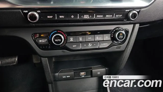 Kia Niro Niro Plus Air — Фото автомобиля 29