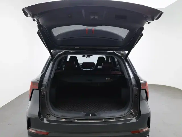 Changan CS75 Plus — Фото автомобиля 16