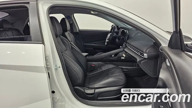 Hyundai Avante CN7 — Фото автомобиля 17