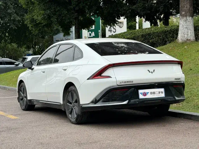 Wuling Starlight — Фото автомобиля 4