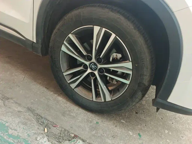 BYD Song Pro — Фото автомобиля 25