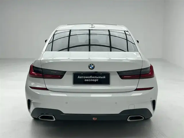 BMW 3 Series — Фото автомобиля 9
