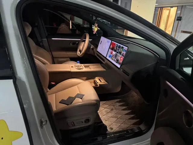 Li Auto i6 — Фото автомобиля 4
