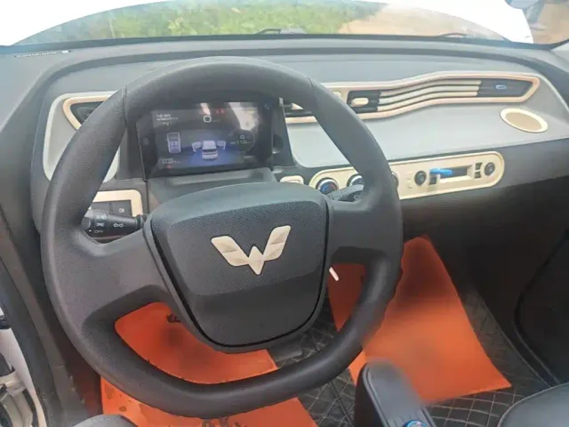 Wuling Hongguang Mini EV — Фото автомобиля 9