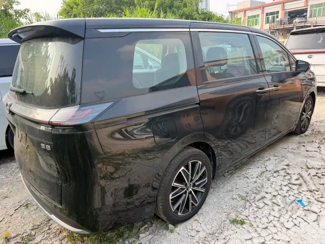 GAC Trumpchi E8 — Фото автомобиля 7