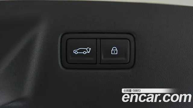 Hyundai Santafe Santa Fe (MX5) Бензин 2.5T 4WD — Фото автомобиля 17