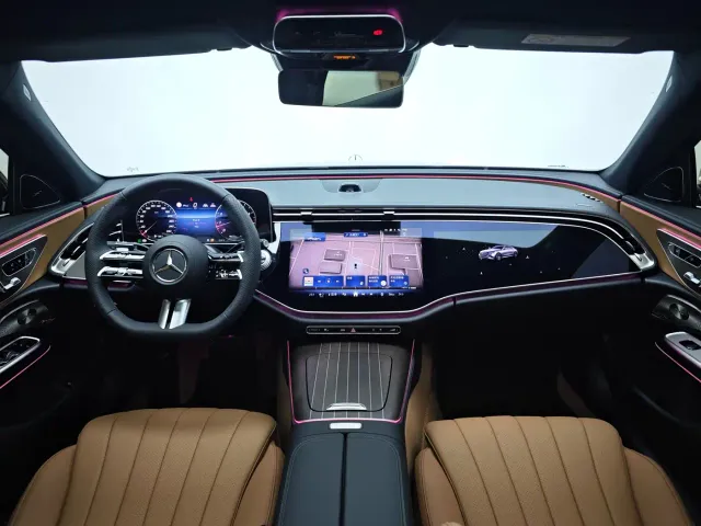 Mercedes-Benz E-Class — Фото автомобиля 19