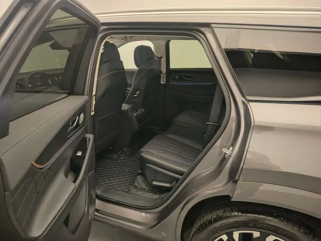 Chery Tiggo 9 — Фото автомобиля 13