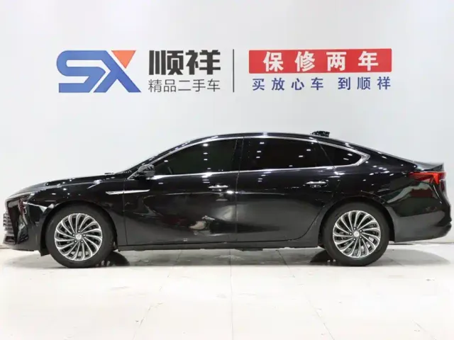 Buick LaCrosse — Фото автомобиля 6