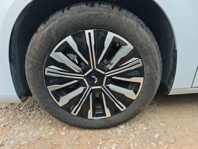 Wuling Starlight 730 — Фото автомобиля 22