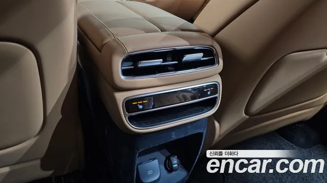 Genesis GV80 — Фото автомобиля 29