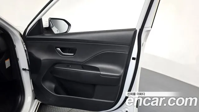 Hyundai Kona — Фото автомобиля 23