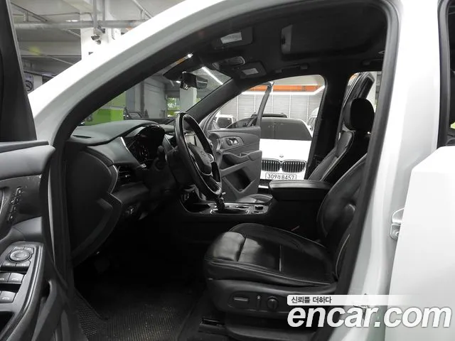 Chevrolet Traverse — Фото автомобиля 10