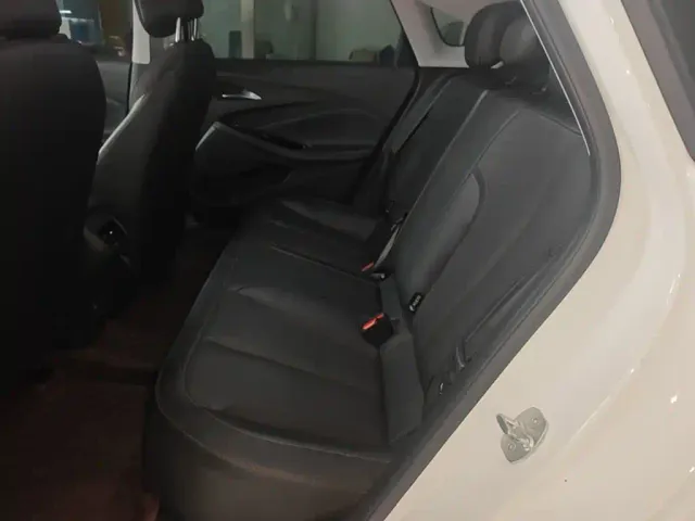 Buick Verano — Фото автомобиля 16