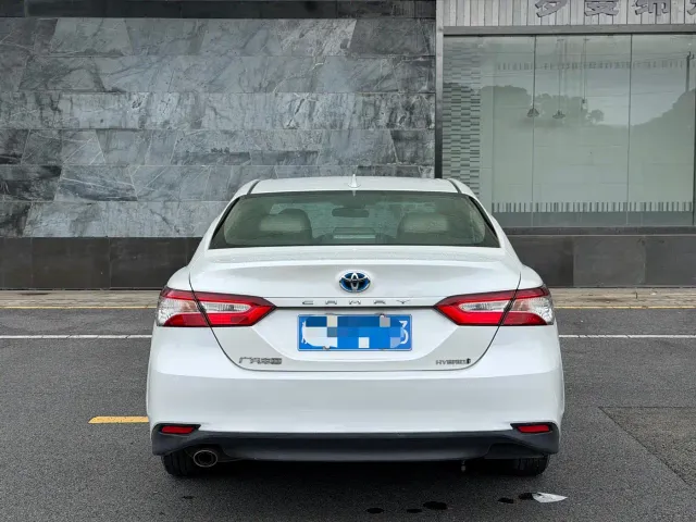 Toyota Camry — Фото автомобиля 8