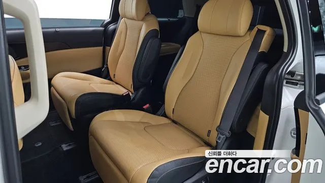 Kia Canival Carnival 4 поколение Бензин 7 мест Noblesse — Фото автомобиля 12