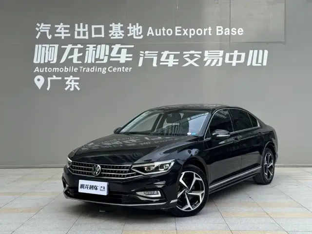 Фотография автомобиля — Volkswagen Magotan
