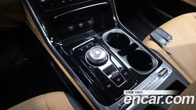 Kia Canival Carnival 4 поколение Дизель 9 мест Noblesse — Фото автомобиля 9