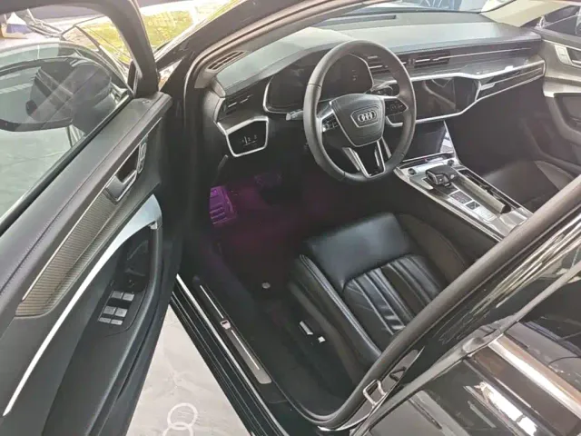 Audi A6L — Фото автомобиля 15