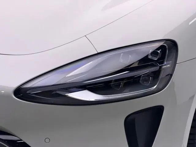 Xiaomi SU7 — Фото автомобиля 8