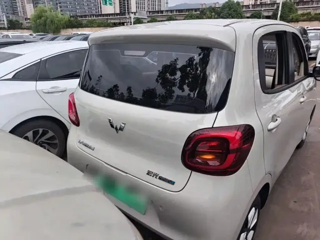 Wuling Hongguang Mini EV — Фото автомобиля 5