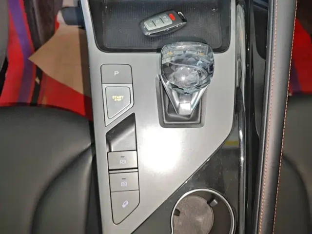 Roewe RX5 — Фото автомобиля 13
