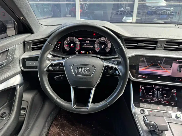 Audi A6L — Фото автомобиля 7