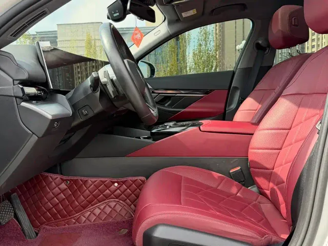 BMW 5 Series — Фото автомобиля 4