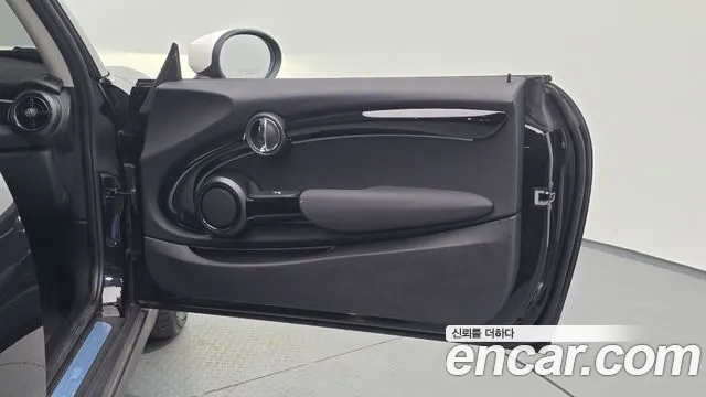 MINI Cooper — Фото автомобиля 14