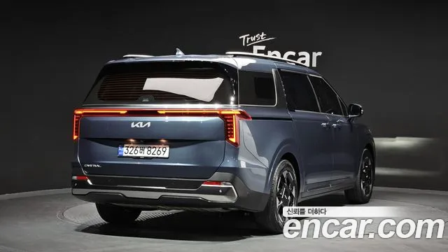 Kia Canival Новый Carnival 4 поколение Дизель 7 мест Noblesse — Фото автомобиля 2