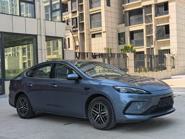 BYD Seal 05 DM-i — Фото автомобиля 3