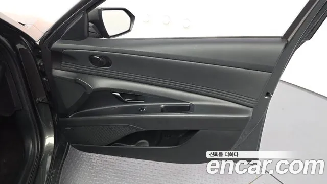 Hyundai Avante CN7 — Фото автомобиля 13