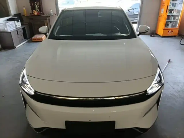 Geely Galaxy L6 — Фото автомобиля 2