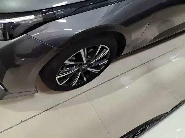 Changan Lamore — Фото автомобиля 22