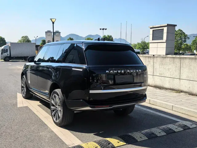 Land Rover Range Rover — Фото автомобиля 4