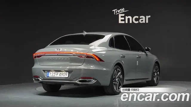 Hyundai Grandeur New — Фото автомобиля 2