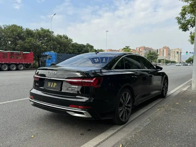Audi A6L — Фото автомобиля 8