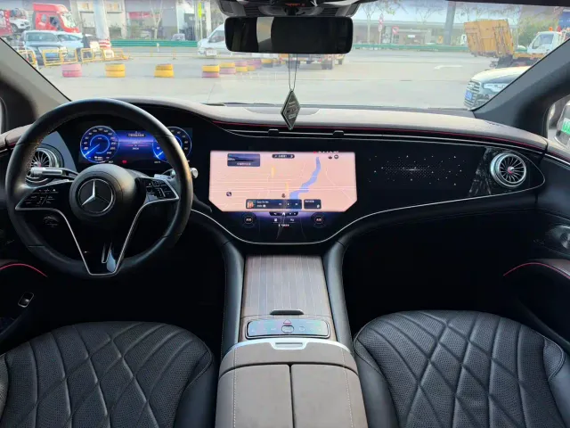 Mercedes-Benz EQS — Фото автомобиля 6