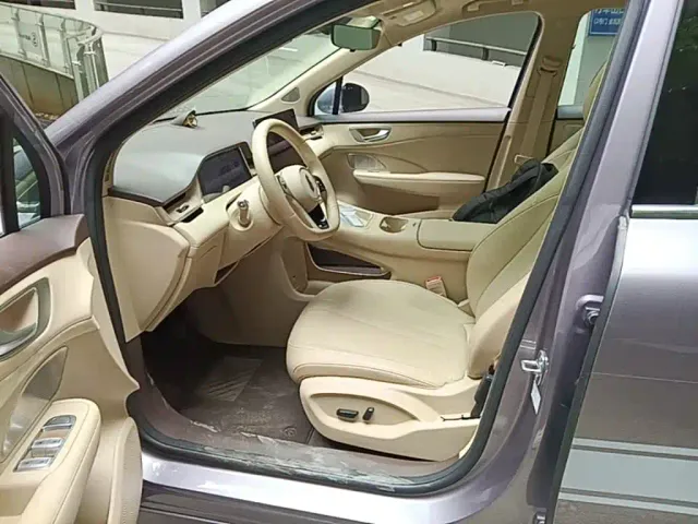 Shangjie SUV — Фото автомобиля 14