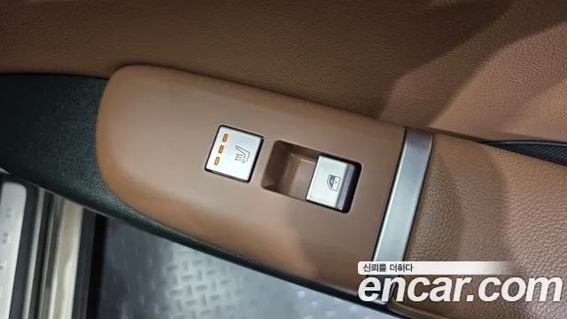 Hyundai Grandeur GN7 — Фото автомобиля 24
