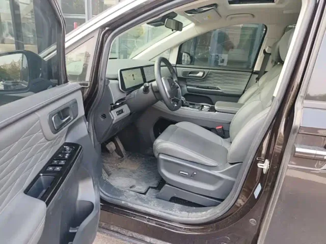 JAC Refine RF8 — Фото автомобиля 15