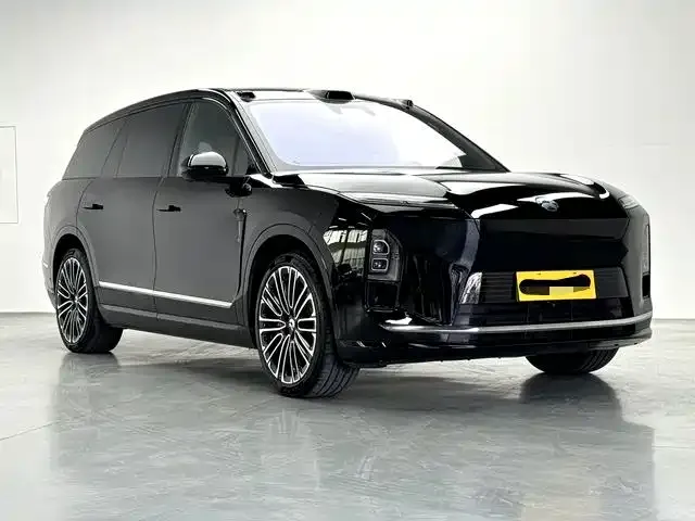Nio ES8 — Фото автомобиля 3